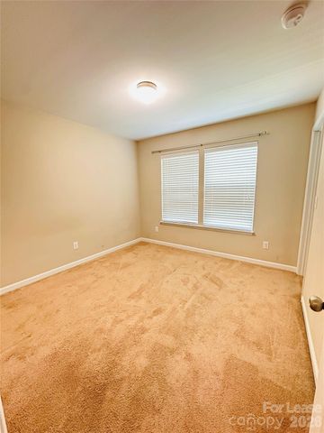 9704 Hanberry Boulevard, Charlotte, NC 28213