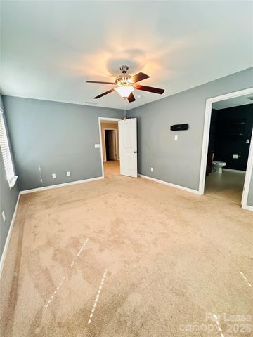 9704 Hanberry Boulevard, Charlotte, NC 28213