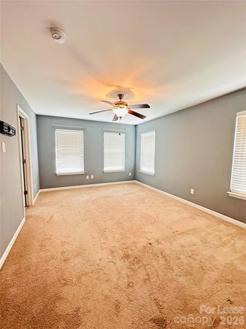 9704 Hanberry Boulevard, Charlotte, NC 28213
