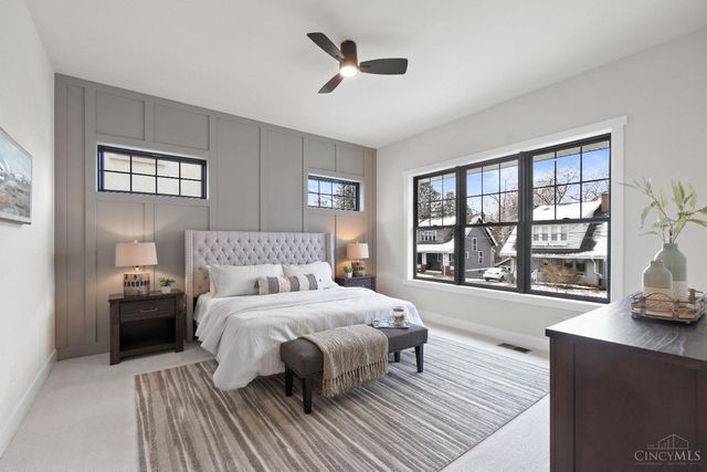 3658 Stettinius Avenue, Cincinnati, OH 45208