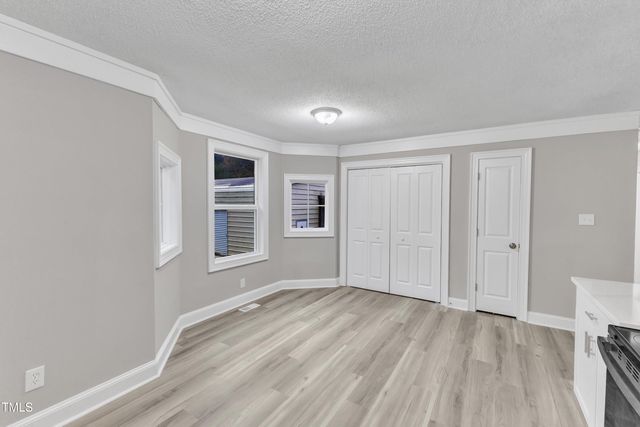 8201 Rhodes Road, Apex, NC 27539