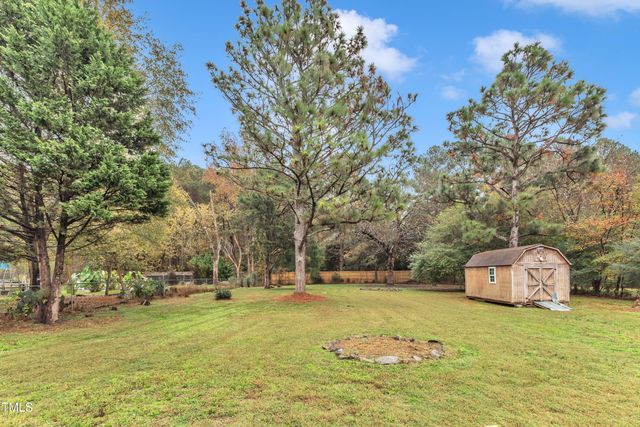 8201 Rhodes Road, Apex, NC 27539