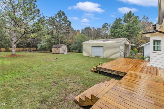 8201 Rhodes Road, Apex, NC 27539