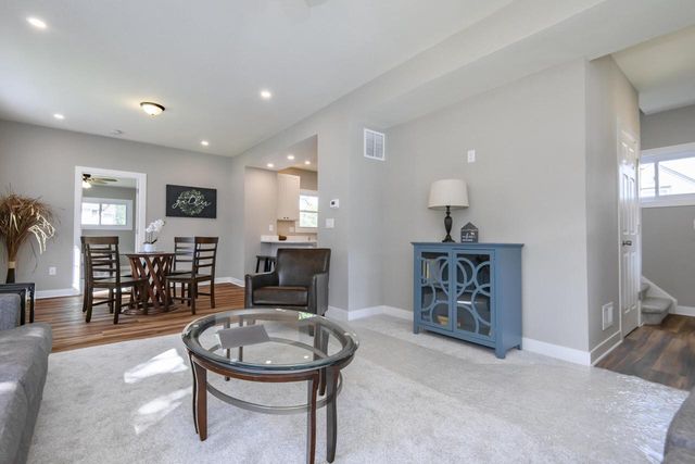 12744 W Fairmount AVENUE, Butler, WI 53007