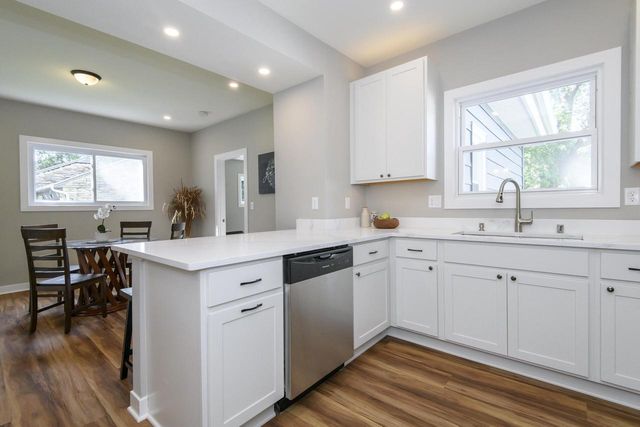12744 W Fairmount AVENUE, Butler, WI 53007
