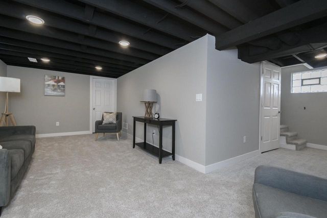 12744 W Fairmount AVENUE, Butler, WI 53007