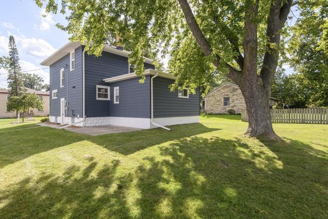 12744 W Fairmount AVENUE, Butler, WI 53007