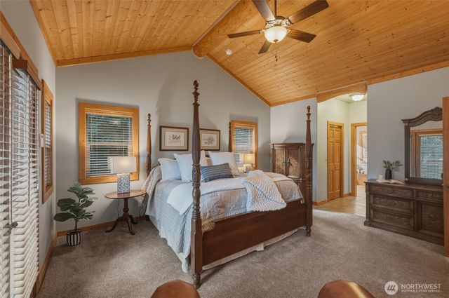 4126 Caron Road, Deming, WA 98244