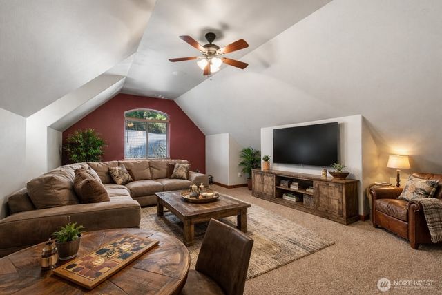 4126 Caron Road, Deming, WA 98244