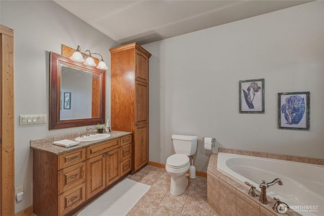 4126 Caron Road, Deming, WA 98244