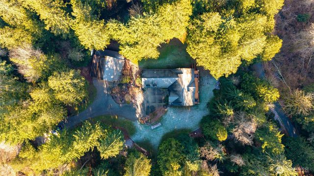 4126 Caron Road, Deming, WA 98244