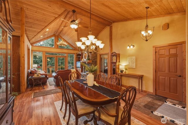 4126 Caron Road, Deming, WA 98244