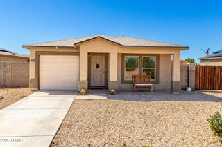 477 W HILQUIT Drive, Morristown, AZ 85342