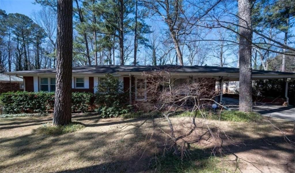 1288 SKYVIEW SW Circle, Mableton, GA 30126