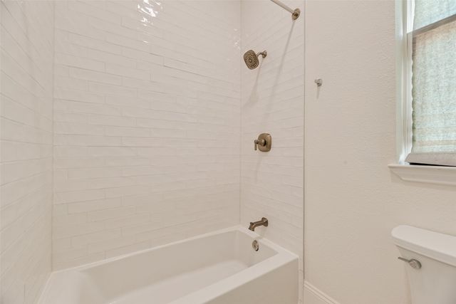 1045 Peppy San Drive, Lucas, TX 75002