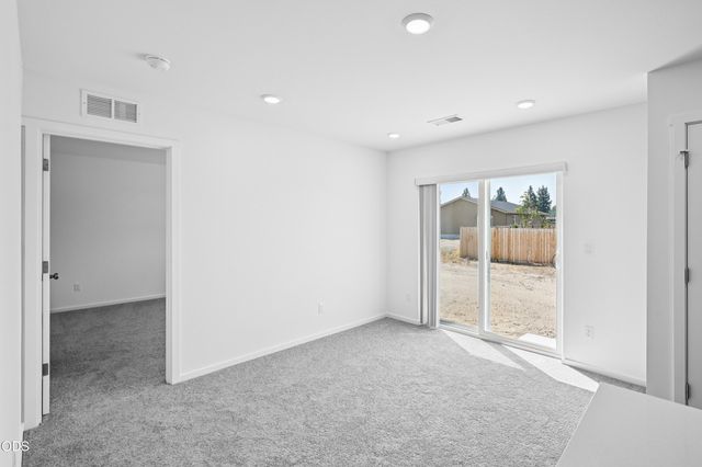 16664 Memorial Lane, La Pine, OR 97739