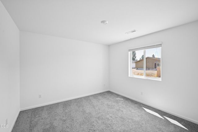 16664 Memorial Lane, La Pine, OR 97739