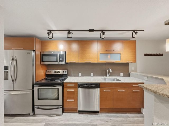 195 S Pennsylvania Street 204, Denver, CO 80209