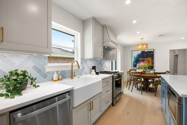 9703 Moorberry Lane, Houston, TX 77080