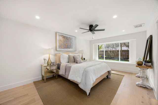 9703 Moorberry Lane, Houston, TX 77080