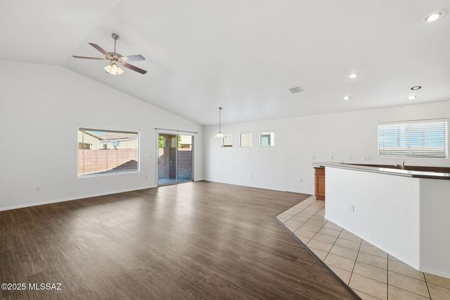 4013 E Shadow Branch Drive, Tucson, AZ 85756