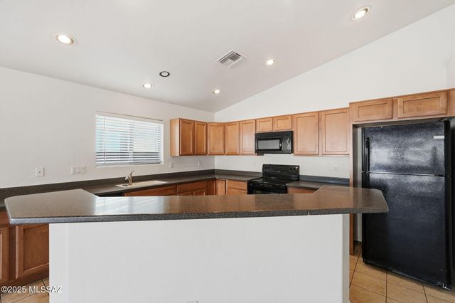 4013 E Shadow Branch Drive, Tucson, AZ 85756