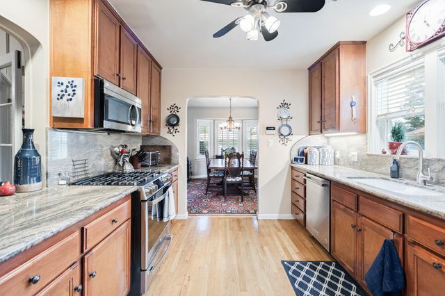 407 N Todd Street, Visalia, CA 93291