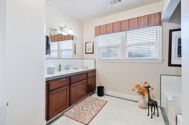 407 N Todd Street, Visalia, CA 93291