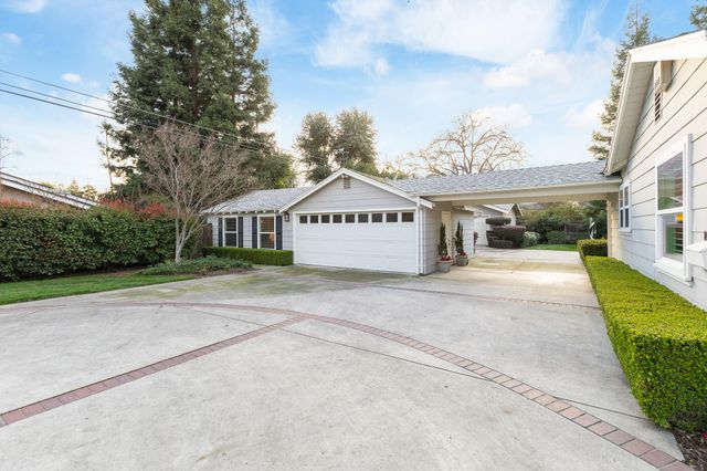 407 N Todd Street, Visalia, CA 93291