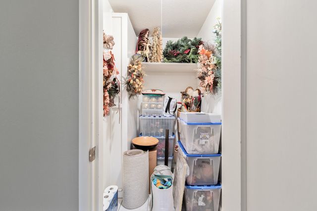 407 N Todd Street, Visalia, CA 93291