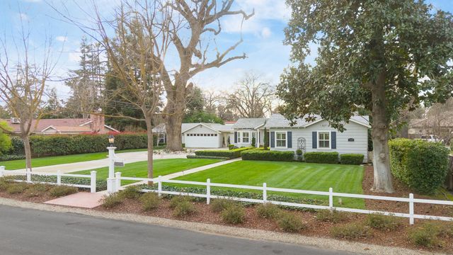 407 N Todd Street, Visalia, CA 93291