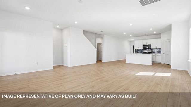 1833 Dandy Brush DR, Leander, TX 78641