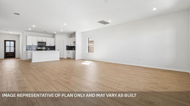 1833 Dandy Brush DR, Leander, TX 78641