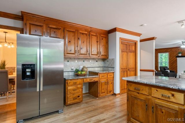 12601 W Patrick Henry Rd, Ashland, VA 23005