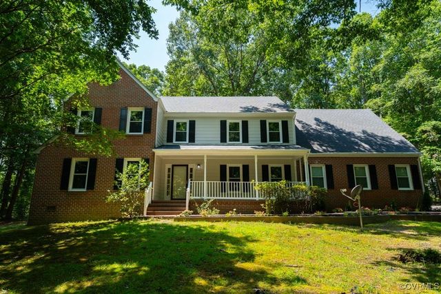 12601 W Patrick Henry Rd, Ashland, VA 23005
