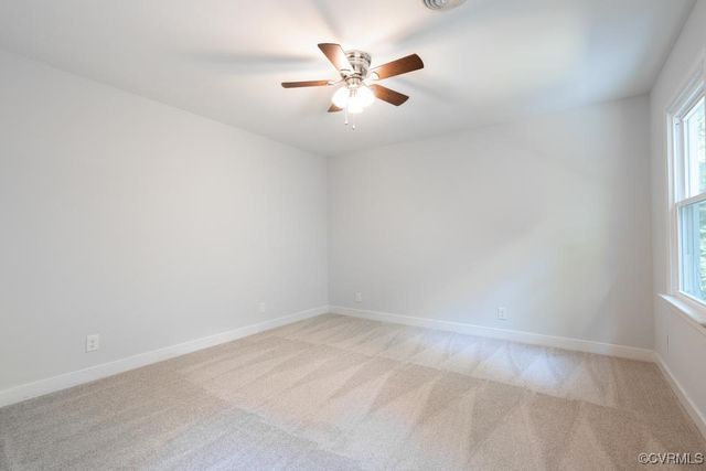 12601 W Patrick Henry Rd, Ashland, VA 23005