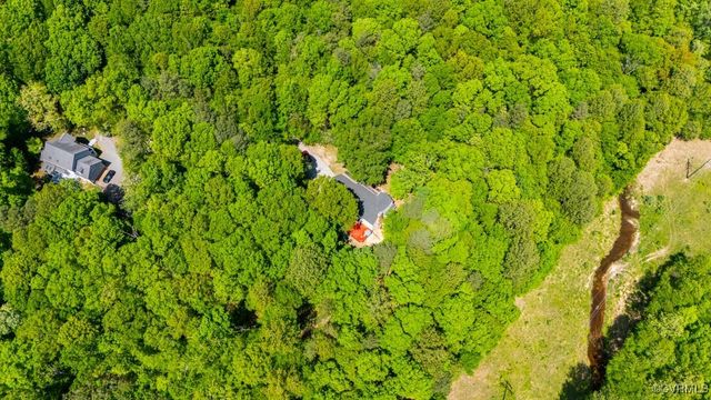 12601 W Patrick Henry Rd, Ashland, VA 23005