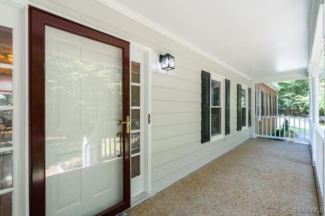 12601 W Patrick Henry Rd, Ashland, VA 23005