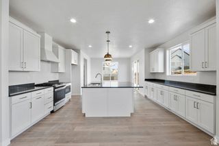 6938 W POINTE CEDAR LN #331, West Jordan, UT 84081