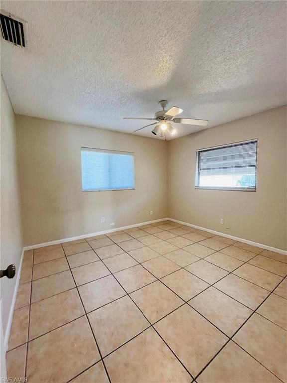 Image 15 of property listing at 3019 SE 5th PL, Cape Coral, FL 33904