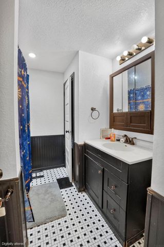 530 Bayard Street, Waterloo, IA 50702