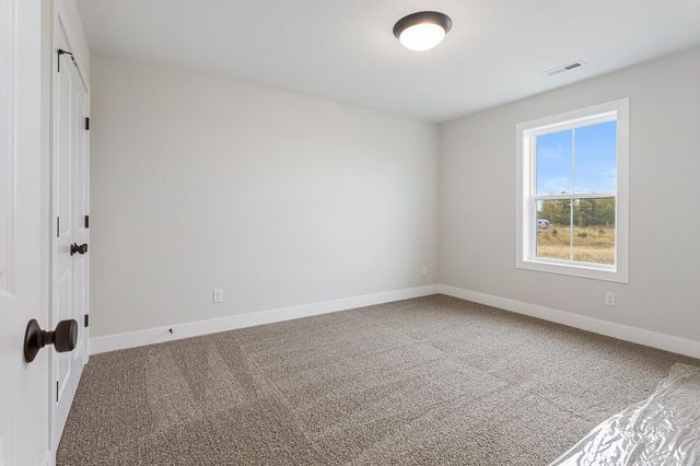 1930 Dahlia Drive, Mahomet, IL 61853