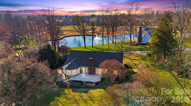 3718 Club House Drive NE, Conover, NC 28613