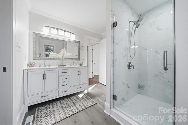 3718 Club House Drive NE, Conover, NC 28613