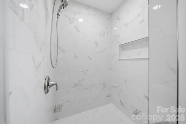 3718 Club House Drive NE, Conover, NC 28613