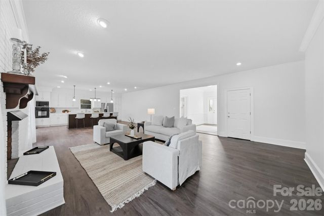 3718 Club House Drive NE, Conover, NC 28613