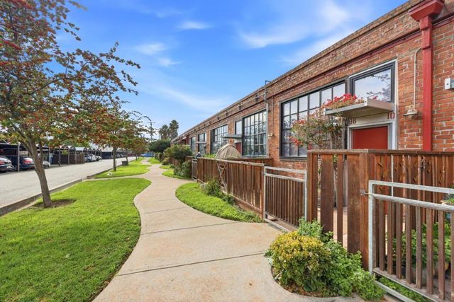 1501 37th Avenue B6, Oakland, CA 94601