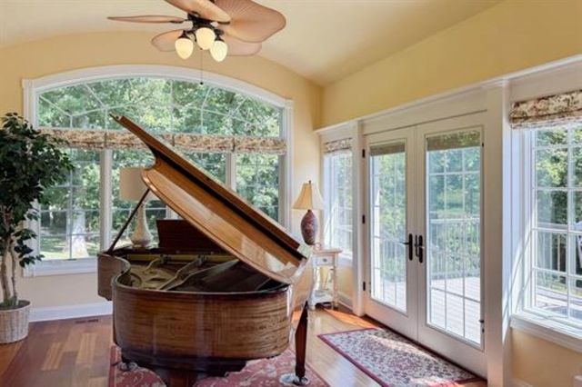 163 Russell Road, Oregon, IL 61061