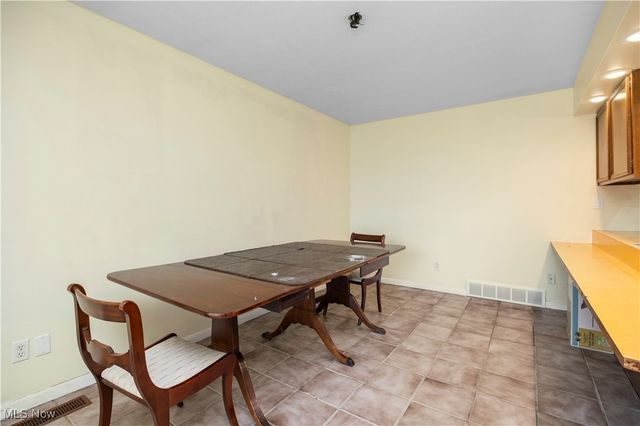 2209 W 40th Street, Lorain, OH 44053