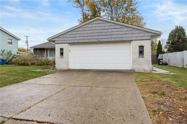 2209 W 40th Street, Lorain, OH 44053